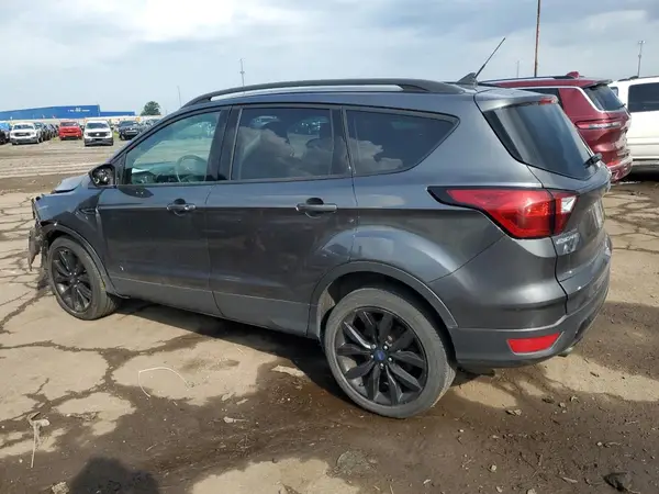 1FMCU9GDXKUA45923 2019 FORD ESCAPE - Image 2