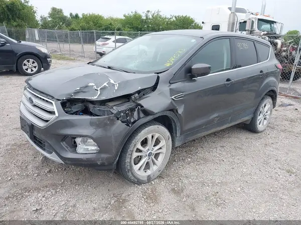 1FMCU9GDXKUA54329 2019 FORD ESCAPE - Image 2