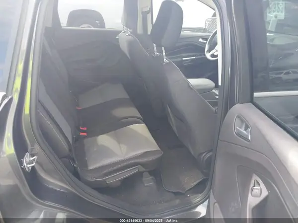 1FMCU9GDXKUA75455 2019 FORD ESCAPE - Image 8