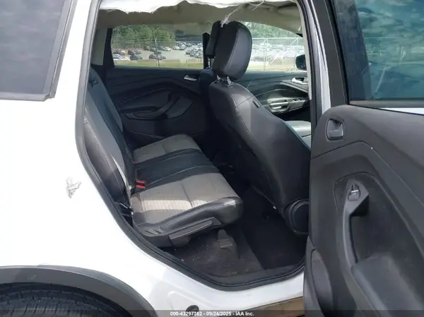 1FMCU9GDXKUA86035 2019 FORD ESCAPE - Image 8