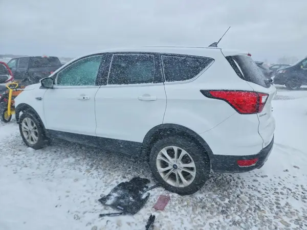 1FMCU9GDXKUA86844 2019 FORD ESCAPE - Image 2