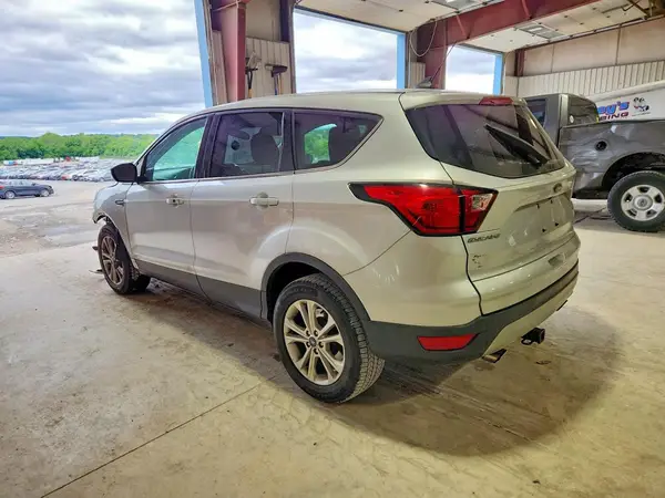 1FMCU9GDXKUA93972 2019 FORD ESCAPE - Image 2