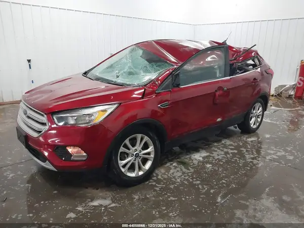 1FMCU9GDXKUA94040 2019 FORD ESCAPE - Image 2