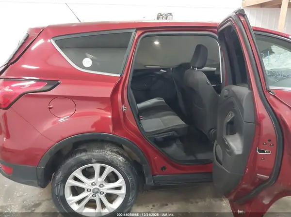 1FMCU9GDXKUA94040 2019 FORD ESCAPE - Image 8
