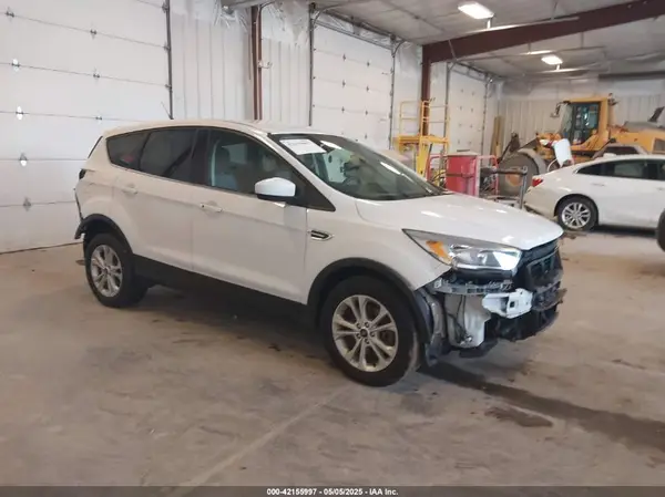 1FMCU9GDXKUA97147 2019 FORD ESCAPE - Image 1