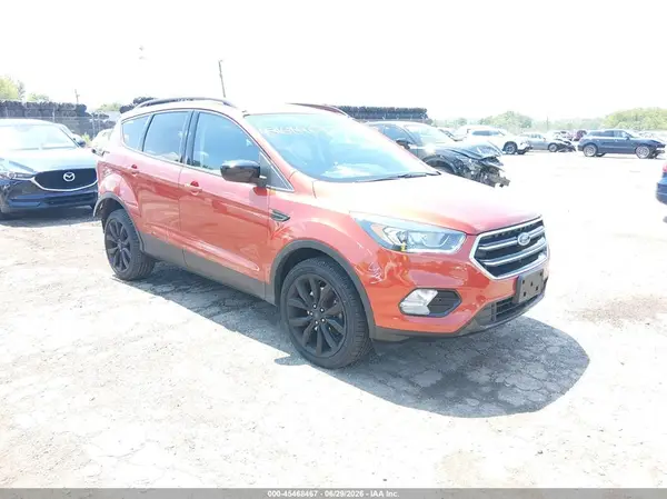 1FMCU9GDXKUB07028 2019 FORD ESCAPE - Image 1
