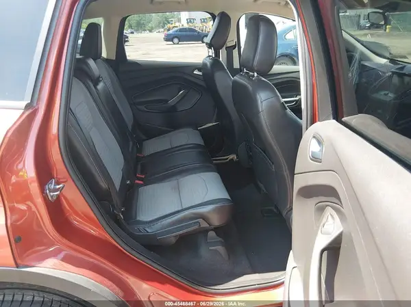 1FMCU9GDXKUB07028 2019 FORD ESCAPE - Image 8