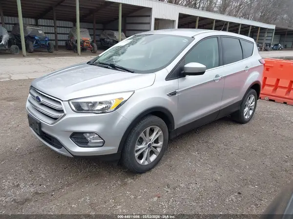 1FMCU9GDXKUB32995 2019 FORD ESCAPE - Image 2
