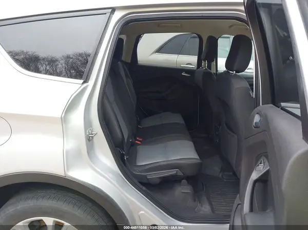 1FMCU9GDXKUB32995 2019 FORD ESCAPE - Image 8