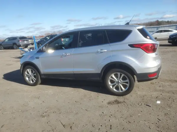 1FMCU9GDXKUB49344 2019 FORD ESCAPE - Image 2