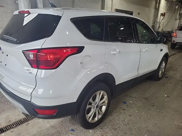1FMCU9GDXKUB65656 2019 FORD ESCAPE - Image 8