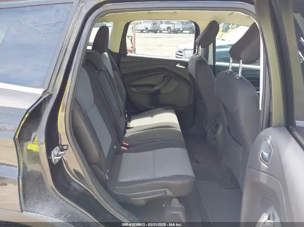 1FMCU9GDXKUB78598 2019 FORD ESCAPE - Image 8