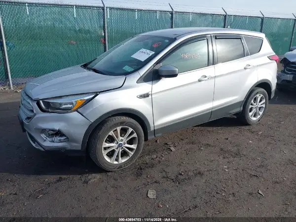 1FMCU9GDXKUB80528 2019 FORD ESCAPE - Image 2