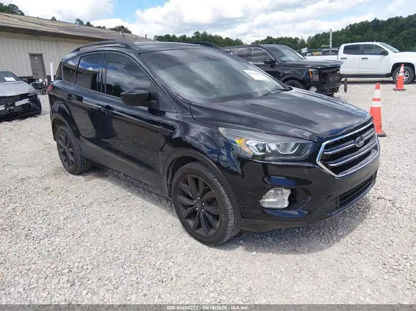 1FMCU9GDXKUB82411 2019 FORD ESCAPE - Image 1