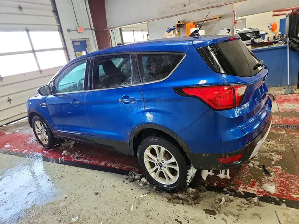 1FMCU9GDXKUB92260 2019 FORD ESCAPE - Image 2