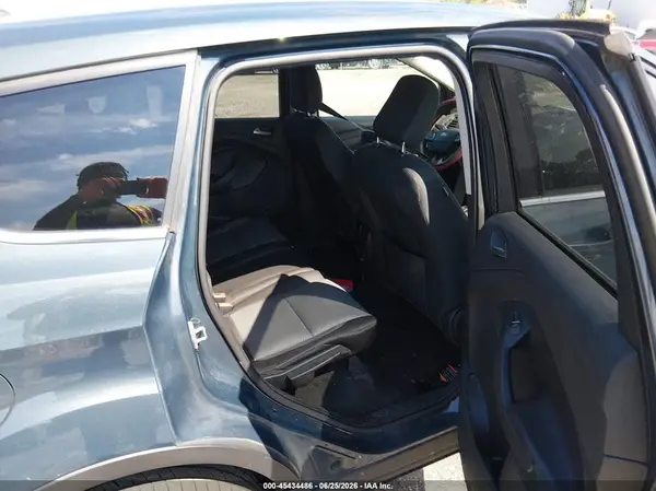 1FMCU9GDXKUB96924 2019 FORD ESCAPE - Image 8