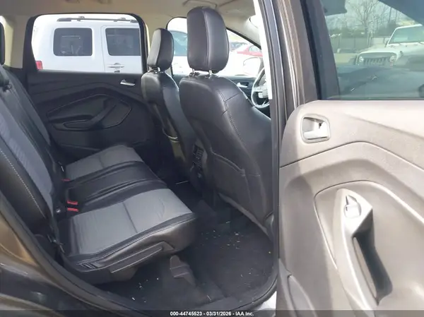 1FMCU9GDXKUB98012 2019 FORD ESCAPE - Image 8