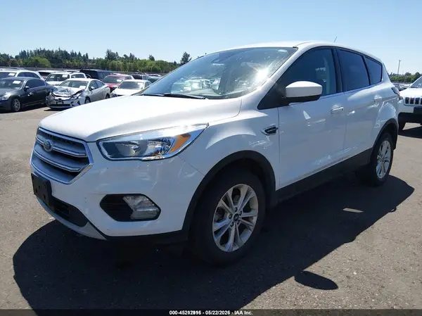 1FMCU9GDXKUC11891 2019 FORD ESCAPE - Image 2