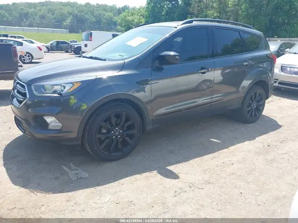 1FMCU9GDXKUC19327 2019 FORD ESCAPE - Image 2