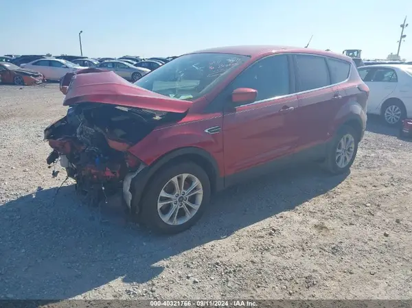 1FMCU9GDXKUC36208 2019 FORD ESCAPE - Image 2