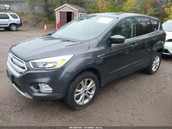 1FMCU9GDXKUC56877 2019 FORD ESCAPE - Image 2