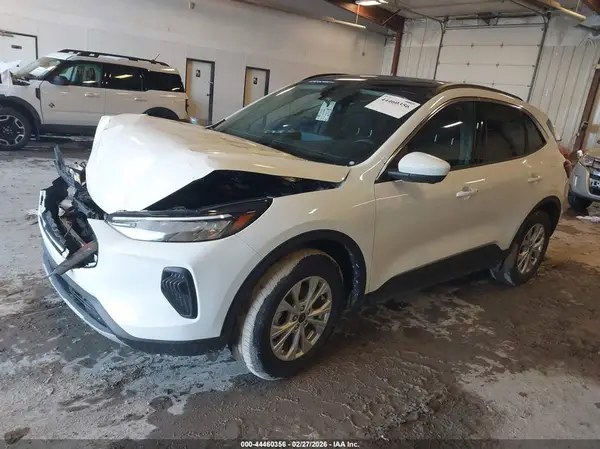 1FMCU9GN0RUA08849 2024 FORD ESCAPE - Image 2