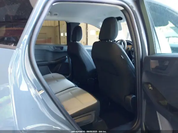 1FMCU9GN1SUA78513 2025 FORD ESCAPE - Image 8