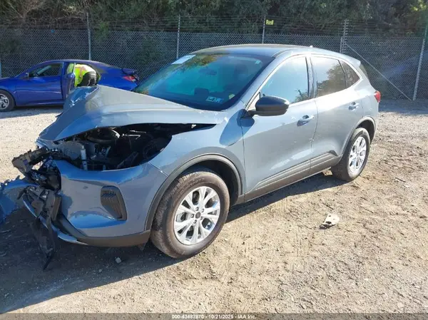 1FMCU9GN2SUA47870 2025 FORD ESCAPE - Image 2