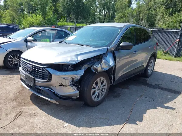1FMCU9GN3PUB14418 2023 FORD ESCAPE - Image 2