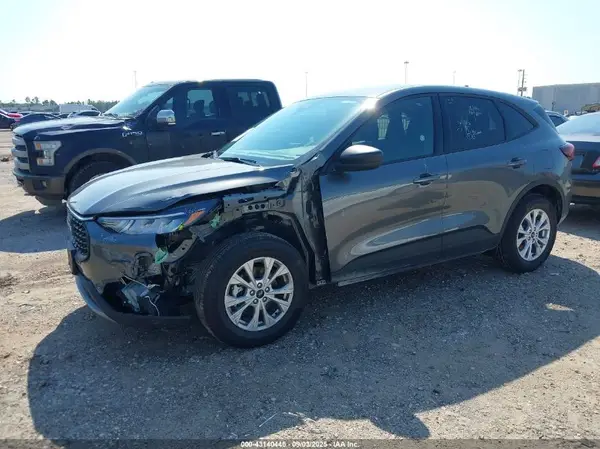 1FMCU9GN3SUB18123 2025 FORD ESCAPE - Image 2