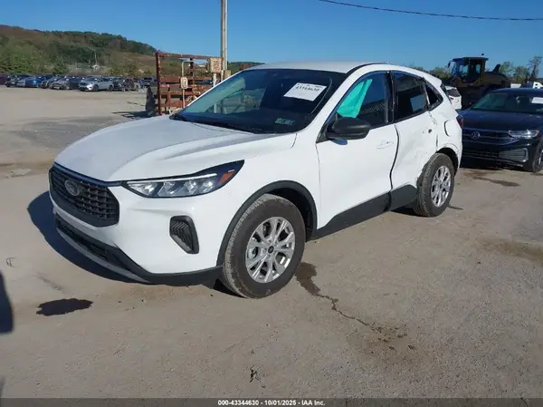 1FMCU9GN5RUB13788 2024 FORD ESCAPE - Image 2