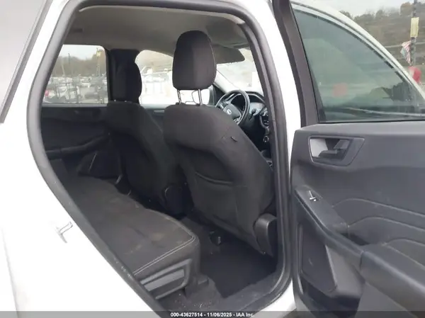 1FMCU9GN8PUA45967 2023 FORD ESCAPE - Image 8