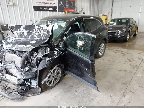 1FMCU9GN8RUB46798 2024 FORD ESCAPE - Image 2