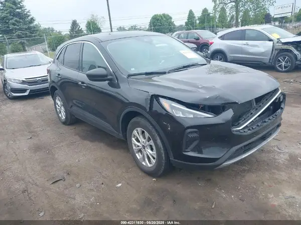 1FMCU9GN9PUB17792 2023 FORD ESCAPE - Image 1
