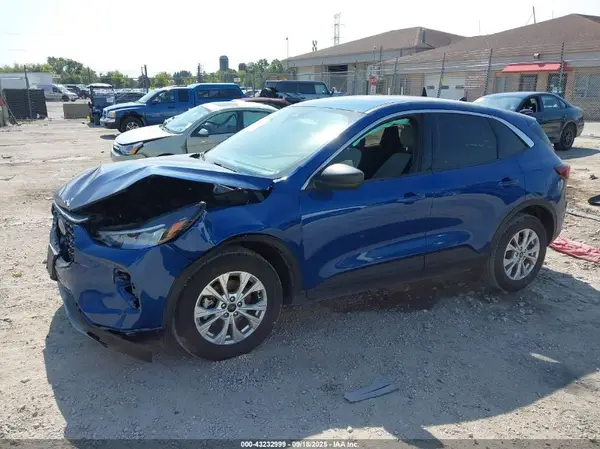 1FMCU9GN9PUB25505 2023 FORD ESCAPE - Image 2