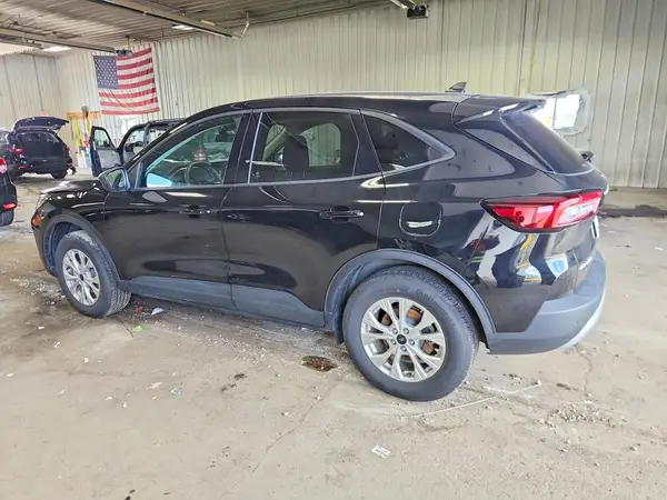 1FMCU9GN9TUA02653 2026 FORD ESCAPE - Image 2