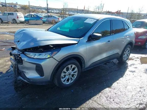 1FMCU9GNXPUB27330 2023 FORD ESCAPE - Image 2