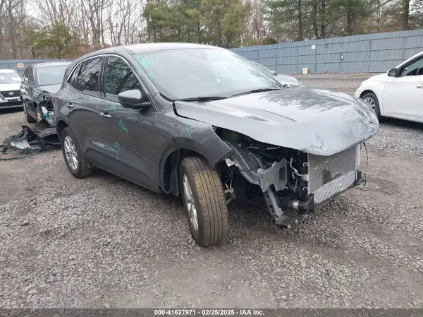 1FMCU9GNXRUA08583 2024 FORD ESCAPE - Image 1