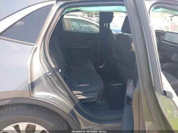 1FMCU9GNXRUA22631 2024 FORD ESCAPE - Image 8