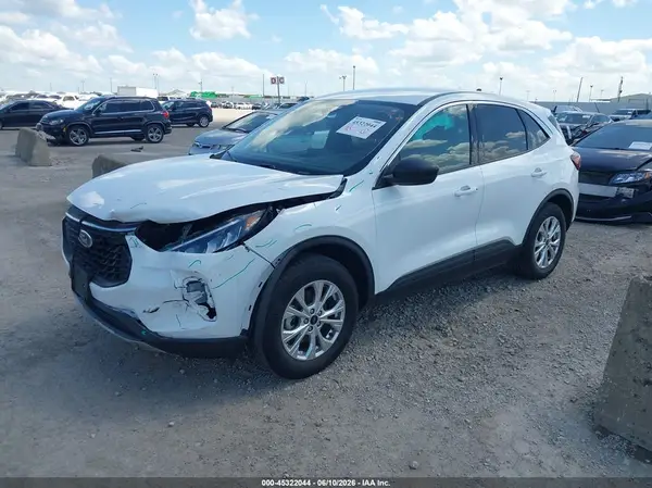 1FMCU9GNXRUA25903 2024 FORD ESCAPE - Image 2