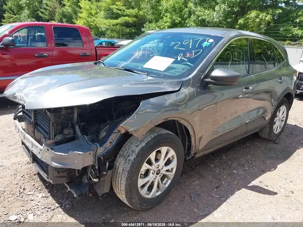 1FMCU9GNXRUA38859 2024 FORD ESCAPE - Image 2
