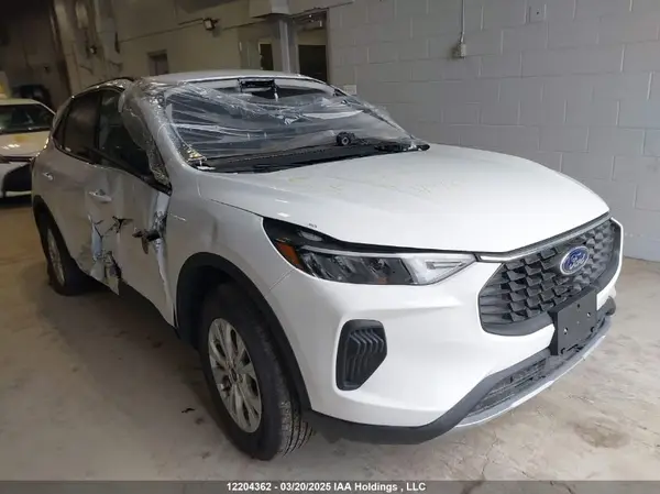 1FMCU9GNXRUB17044 2024 FORD ESCAPE - Image 1