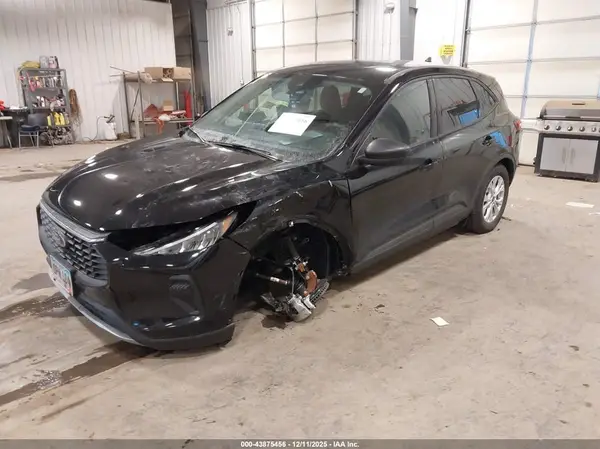 1FMCU9GNXSUA67820 2025 FORD ESCAPE - Image 2