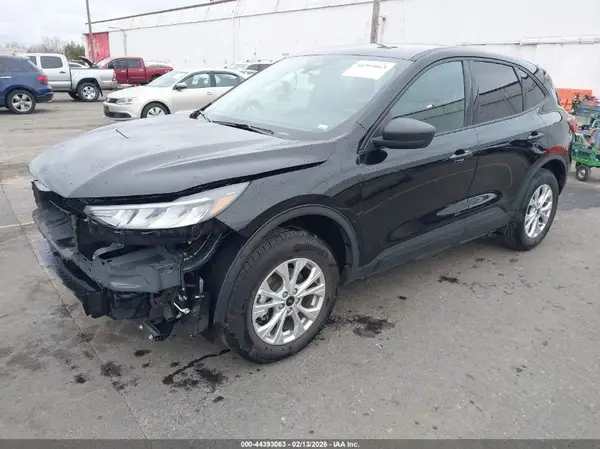1FMCU9GNXSUB07880 2025 FORD ESCAPE - Image 2