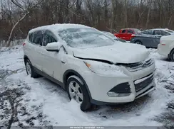 1FMCU9GX0GUB19190 2016 FORD ESCAPE
