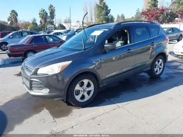1FMCU9GX0GUC13716 2016 FORD ESCAPE - Image 2