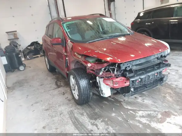 1FMCU9GX0GUC22139 2016 FORD ESCAPE - Image 1