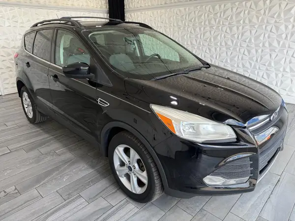 1FMCU9GX1GUA16456 2016 FORD ESCAPE - Image 1