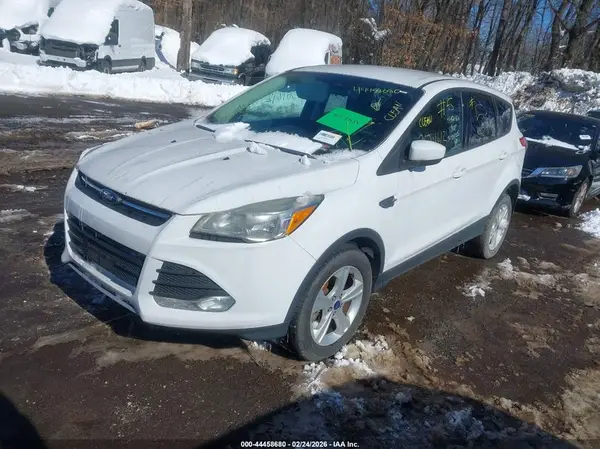 1FMCU9GX1GUA40420 2016 FORD ESCAPE - Image 2