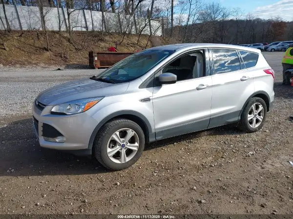 1FMCU9GX1GUB10840 2016 FORD ESCAPE - Image 2